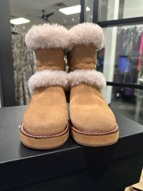 Coach Ankle Boots Sz 6.5 Camel Suede Shoes