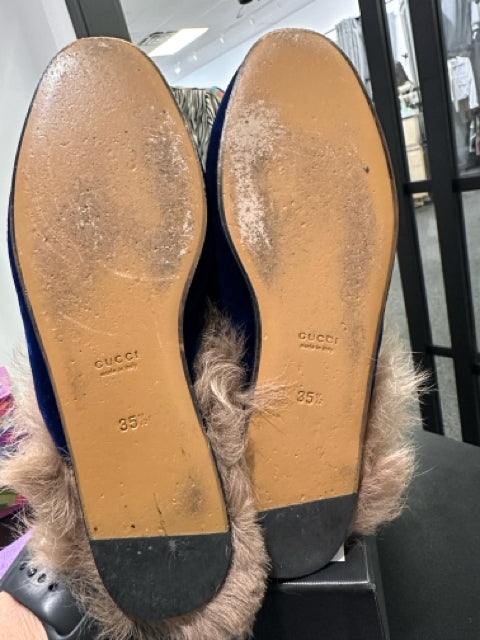 Gucci Sz 35.5 Blue Horsebit Velvet and Fur Shoes Mules Designer