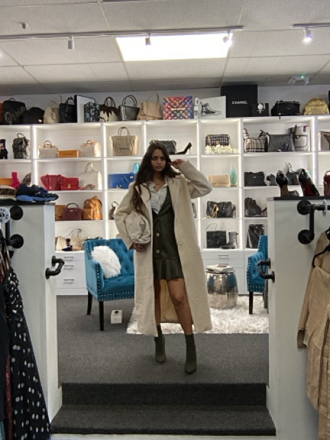 Pretty Little Thing Sz 2 Cream Fleece Coat