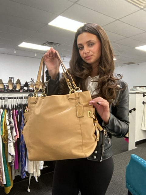 Pre Owned Coach Tan Soft Leather Tote