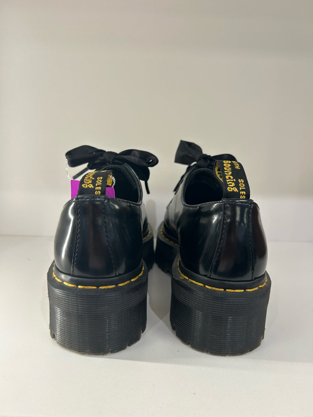 DOC MARTEN Tie Up Loafer Shoes Sz 7