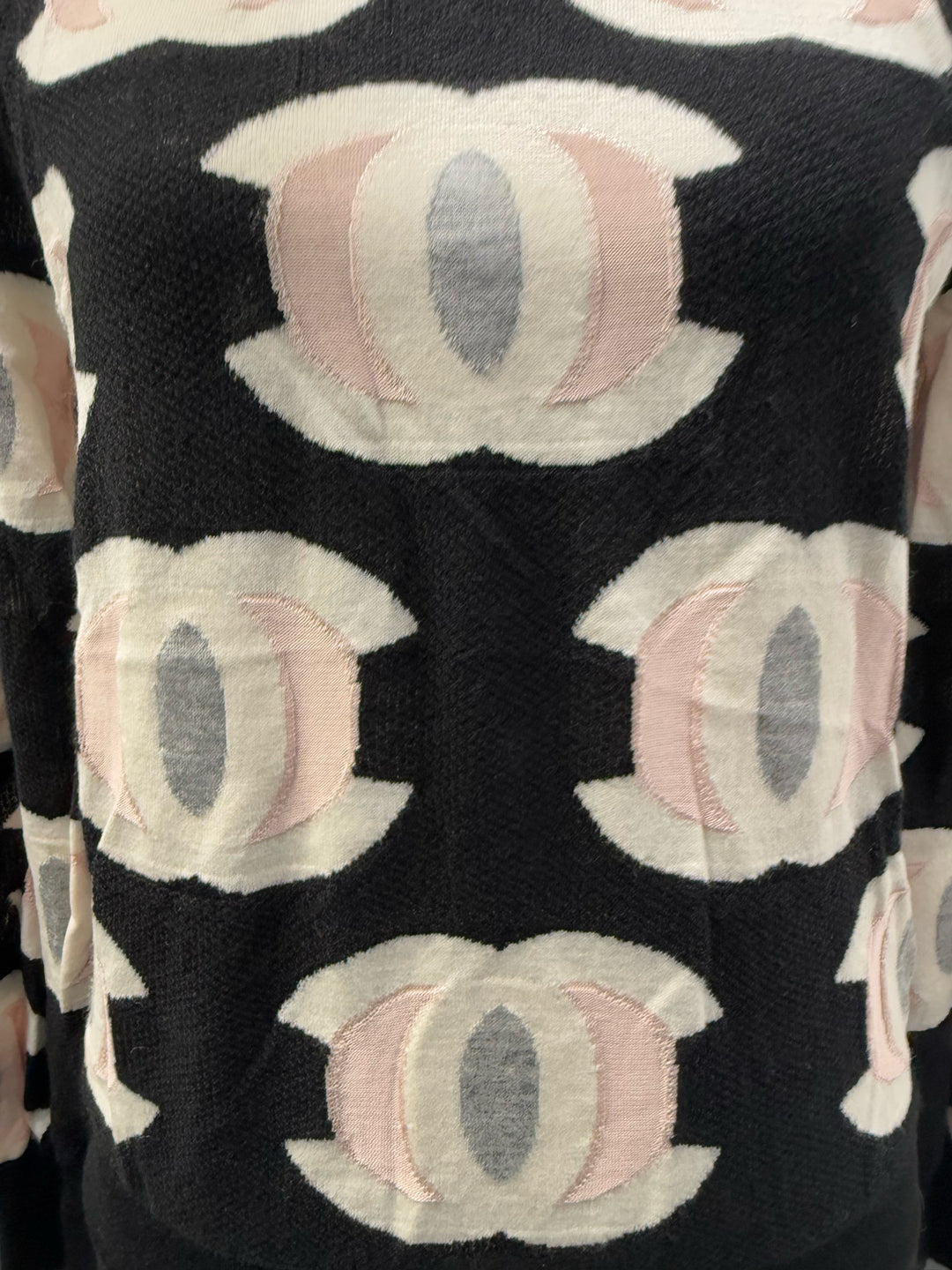 Chanel L/S Silk/Cashmere Blend Crew Neck CC Logo Sweater Sz 38