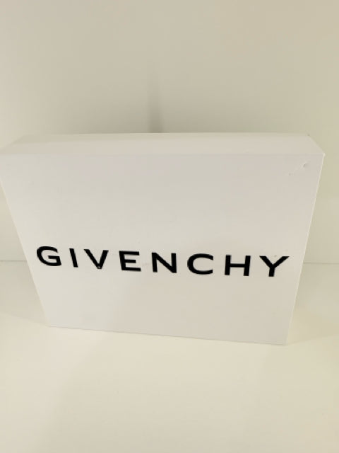 Pre Owned Givenchy Other Beverage flask w/red leather strap in box