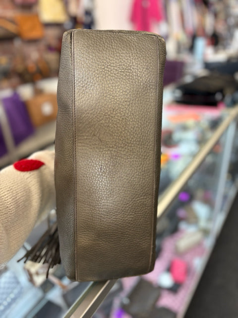 Gucci Leather Gunmetal Soho Chain Totes Hand Bag