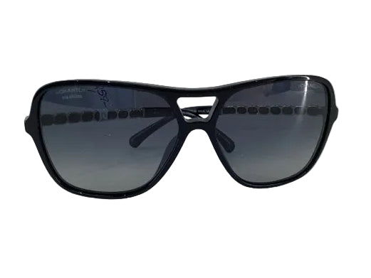 Chanel Sunglasses w Case with gold gg's at arms