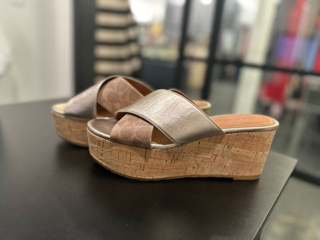 Coach Sz 9 Metallic Wedge Sandals Shoe
New Band Slide Cork Wedge 
