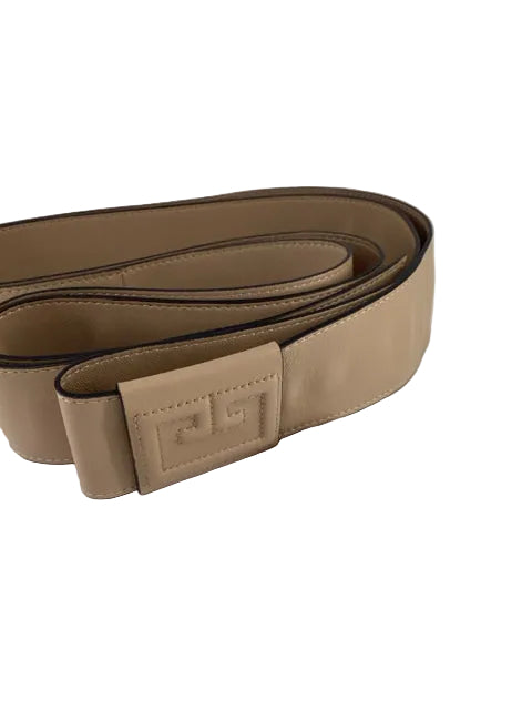 Pre Owned Givenchy Designer leather Belt w dust bag