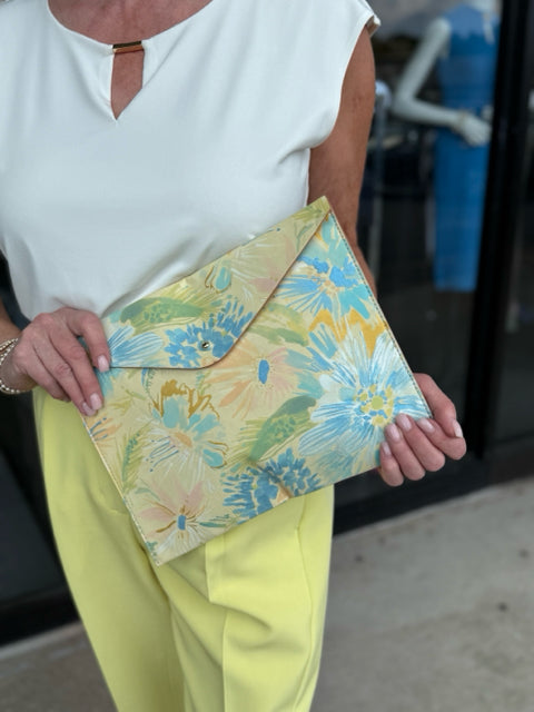 Lillian Farag Yellow/Blue Clutch Bag
Button hook envelope style floral