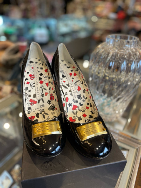 39.5 Marc By Marc Jacobs Pumps Shoes In Box 
Patent leather with marc jacob plate 