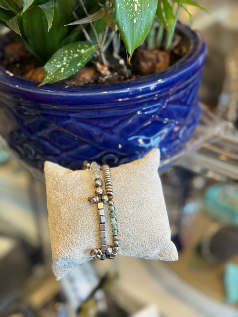 Uno De 50 Bracelet 2 leather strand silver plated glass beads 6.5-7"

Silver Plated 
