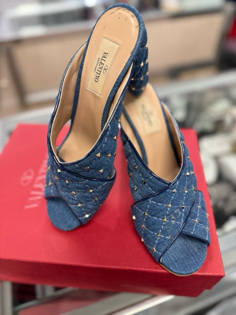 Valentino Garavani Sz 38.5 Denim Studded Mules