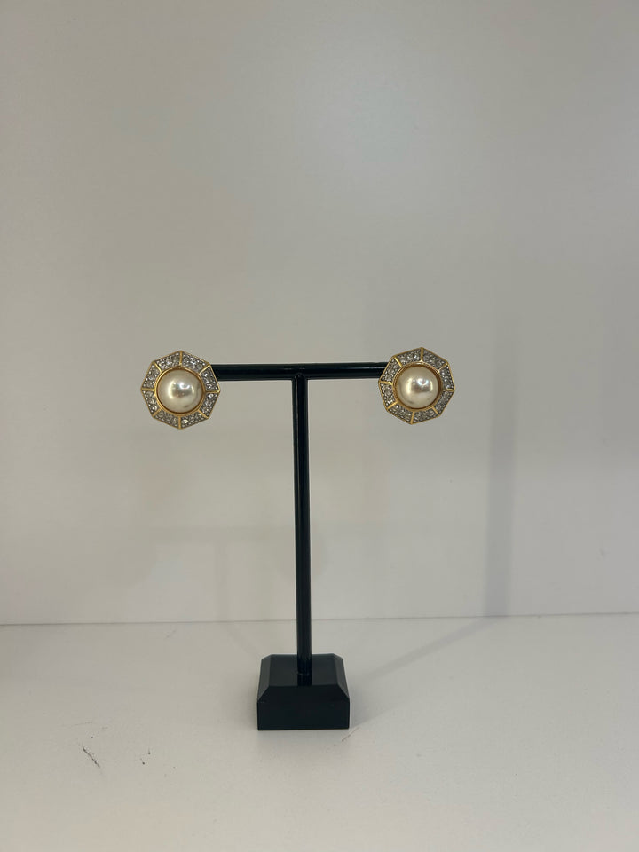 Vintage RICHELIEU Pierced Hexagon CZ Pearl Earrings
