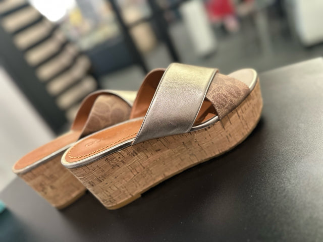 Coach Sz 9 Metallic Wedge Sandles Shoe