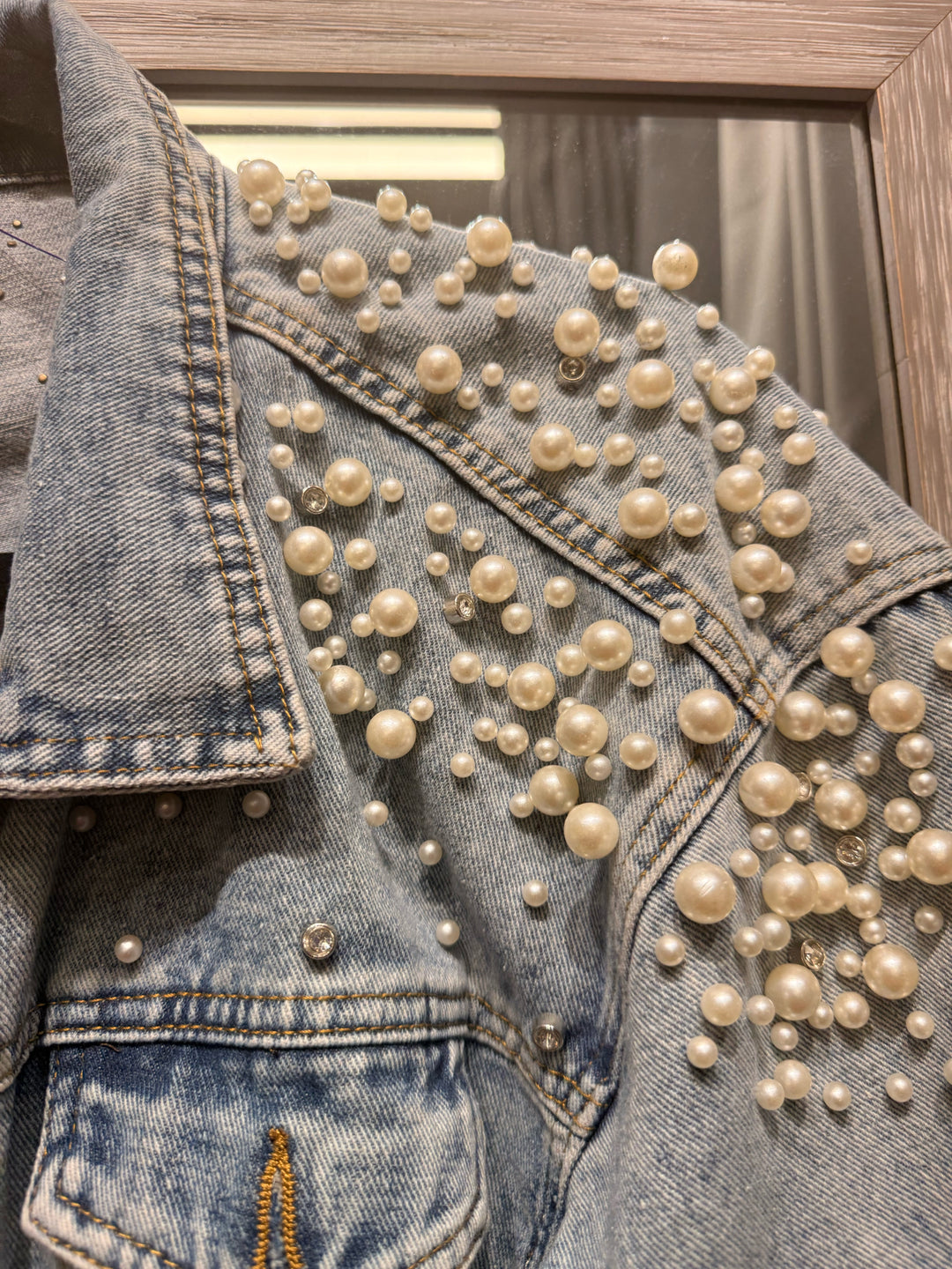 Classic Jacket Vintage Wash Jean Jacket w/ Pearls Sz XL