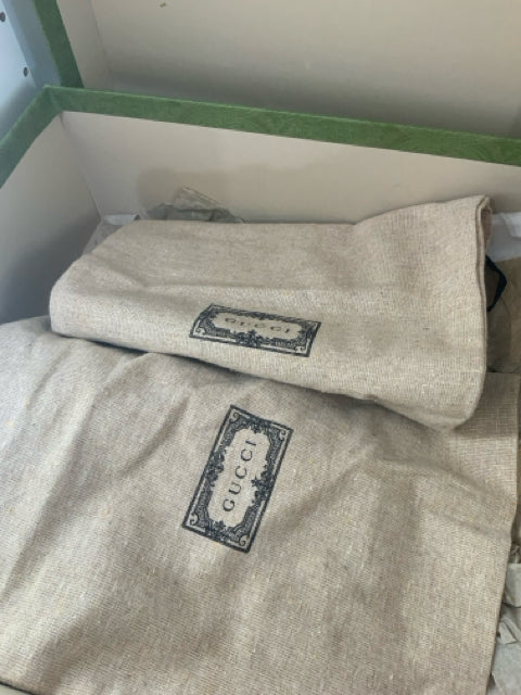 Pre Owned Gucci Sz 39 Tan Canvas Espadrilles Shoe Sandals w/ Box.