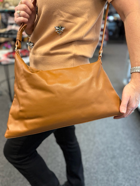 NWT AUPEN Lover Zip w dustbag  Hand Bag