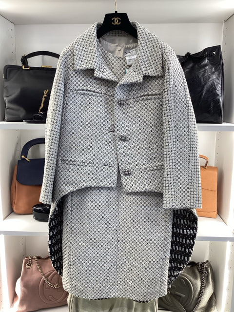 Chanel Sz 36 Tweed Jacket with Dress Underneath Designer Set