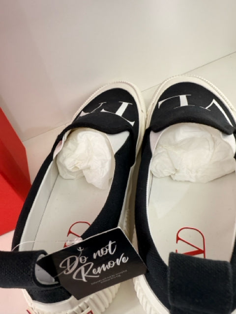 NWT Valentino Garavani Sz 11/11.5 Canvas Slip On Sneakers w/Box