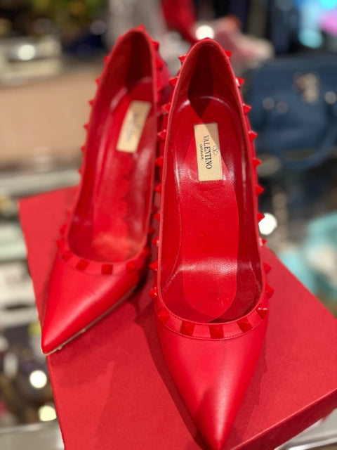 Valentino Garavani Tonal Rock Stud Pump Sz 39 Shoe – eliterepeatny