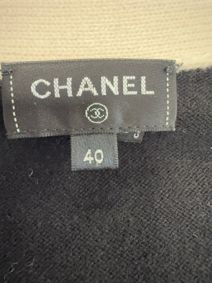 Chanel 22C Dove Print Cashmere Cardigan w/CC Buttons Size 40