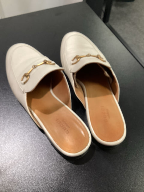 Pre Owned Gucci Sz 38 Cream Horsebit Mules Shoes