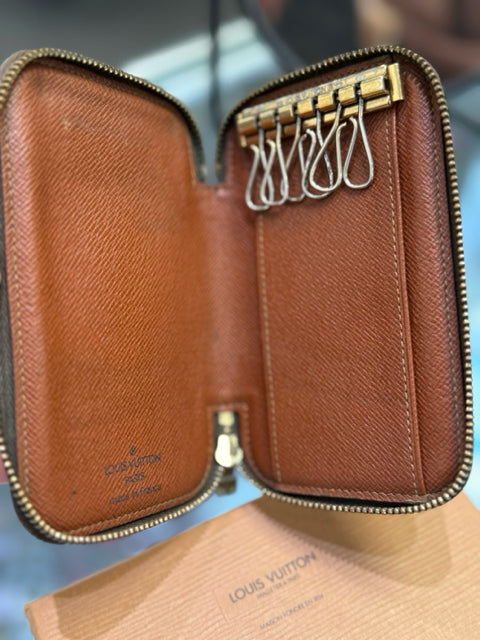 Louis Vuitton Vintage Key Holder W/ Dust Bag