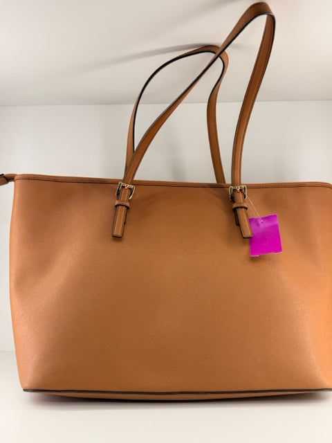 Pre Owned Michael Kors Tan Saffiano Leather Hand Bag