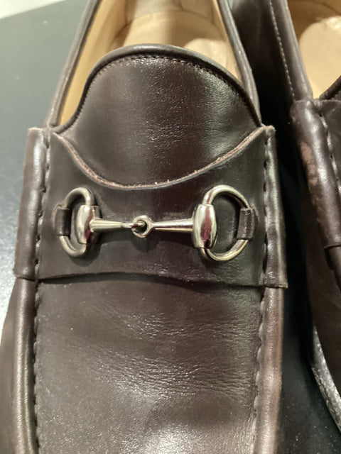 Pre Owned Gucci Sz 9.5 Brown w/ Silver Hardware Loafer Shoe