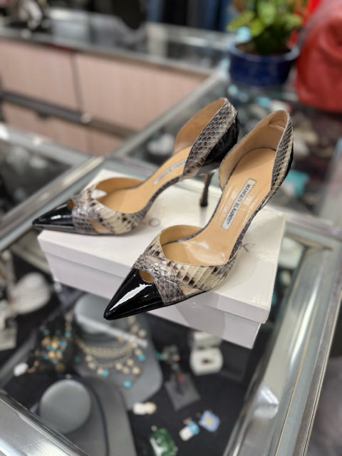 Manolo Blahnik Grey Snake Sz 38.5 Pumps Shoes