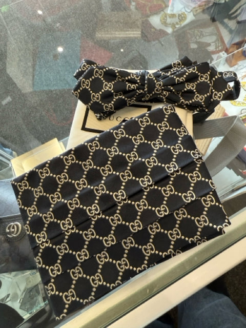Gucci Cummerbund Set Bowtie Monogram