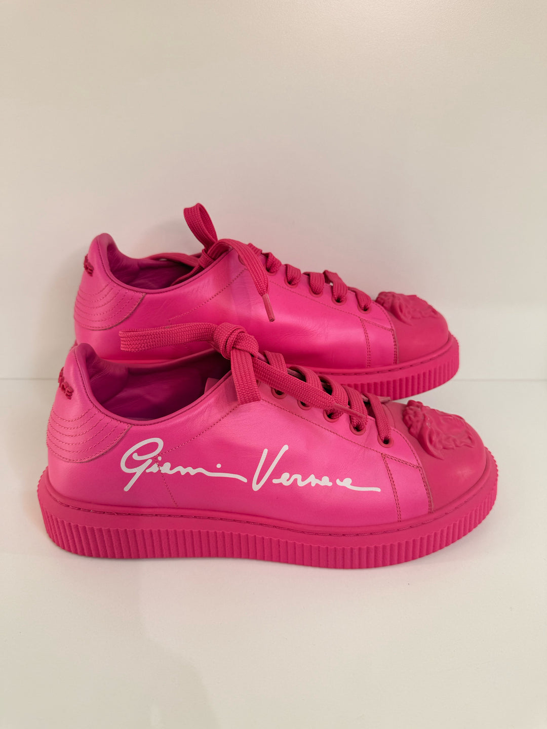 NWT Gianni Versace Pink Designer Sneakers Sz 39