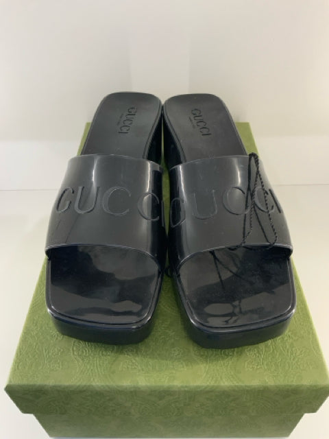 NIB Gucci Sz 38 Black Plastic Block Heel Designer Shoes