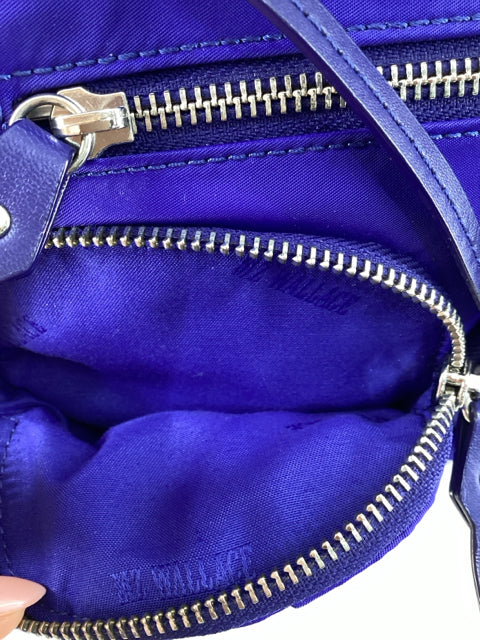 Pre Owned Mz Wallace silver hardware w/pouch  w/dustbag Cross Body Bag.