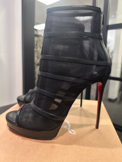 Christian Louboutin Sz 41 NIB DOUX VOILE 120 Mesh Open Toe Boot