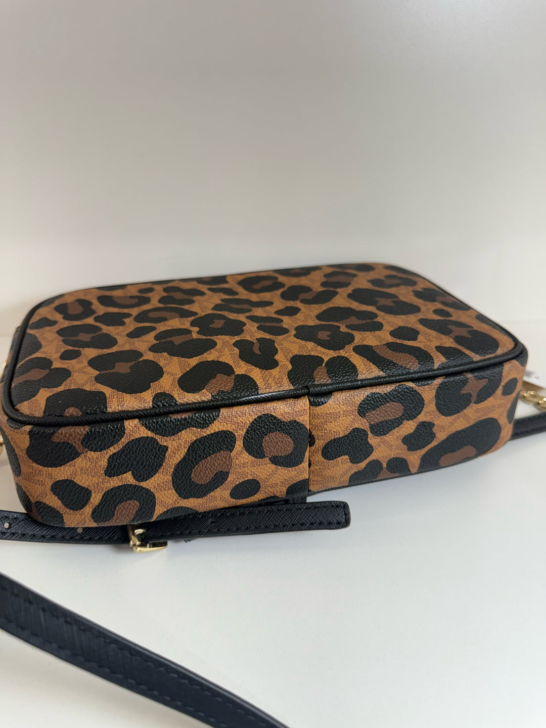 NWT Michael Kors Cross Body