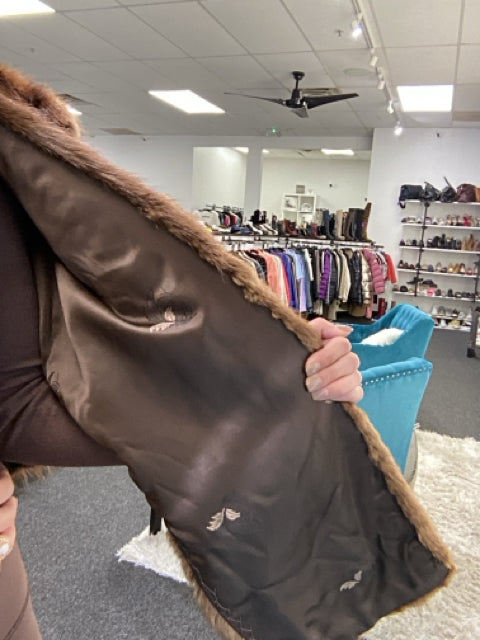 Pre Loved Brown Mink Stole Fur. Size S/M
