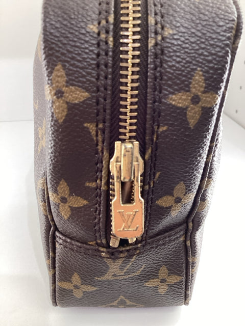 Pre Loved Louis Vuitton Cosmetic Case