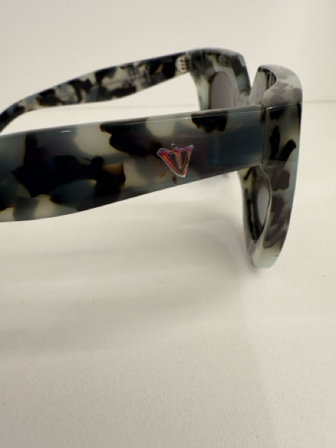 Pre Owned VALLEY "Spleen" Acrylic Sage and Black Sunglasses