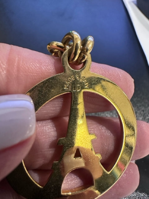 Pre Owned Celine Paris Eifel Tower Gold Medallion on Chain Jewelry