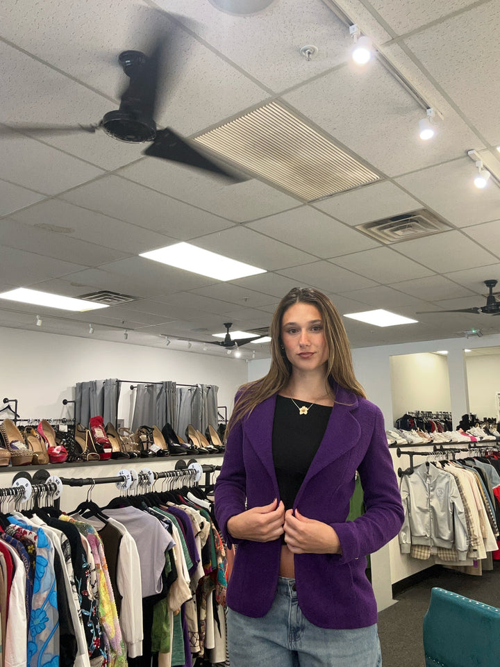 Chanel 2 PIECE SUIT WITH GOLD/PURPLE braque BUTTONs Sz 36