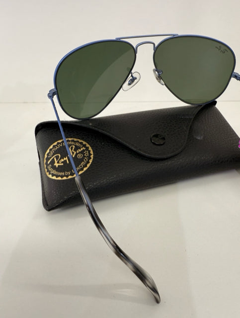 Pre Owned Ray Ban Aviator Large Blue Metal Sunglasses w/ Case