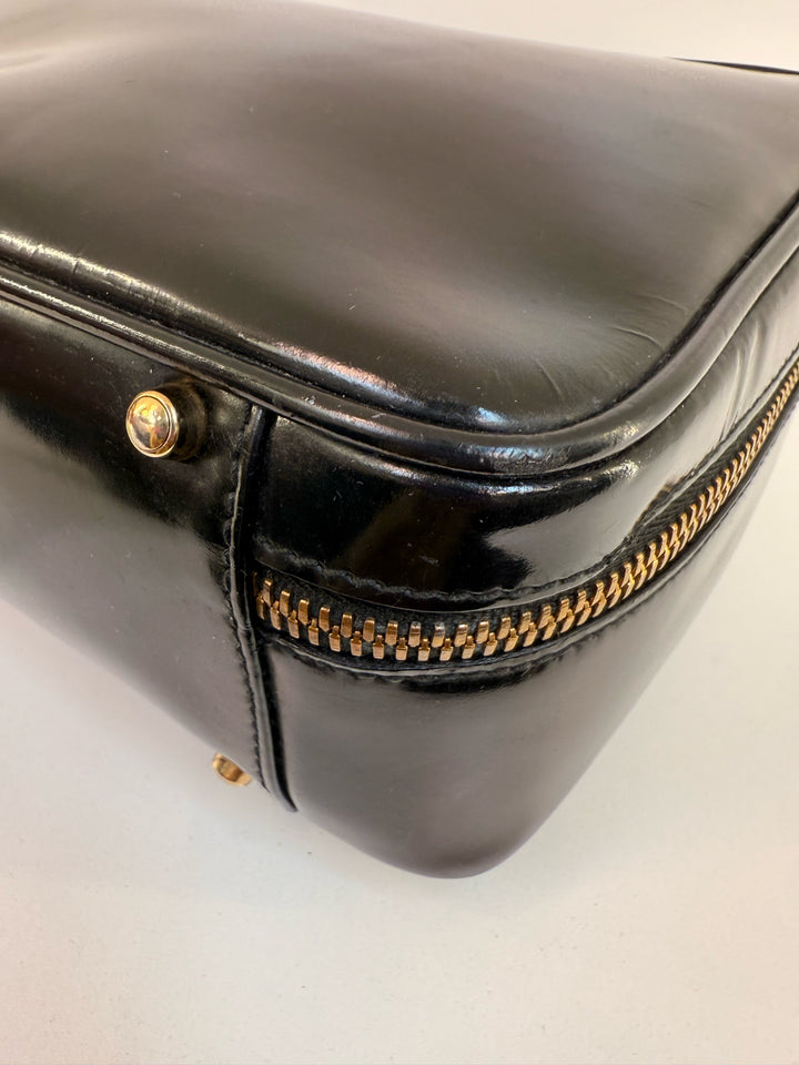 Gucci Vintage Lunch Box Style Bamboo Zipper Pulls