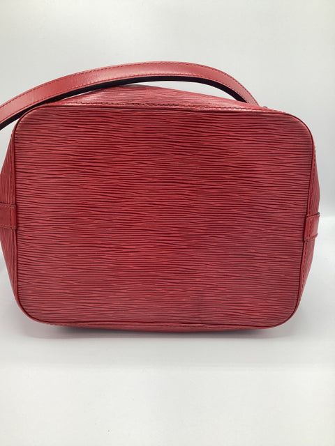 Pre Owned Louis Vuitton Epi Noe Bucket Handbag