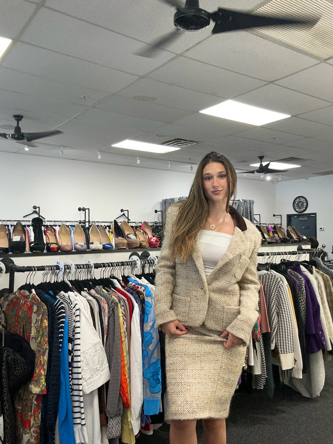 Vintage Chanel Boutique Blazer with Pencil Skirt Size 40/42 - Boucle Tweed, Beige - alternate product view 6