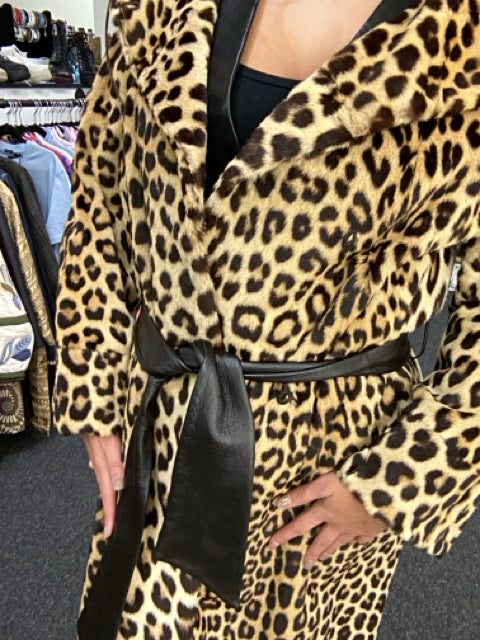 Pre Owned Long Cheetah Print Fur Coat. Sz M/L