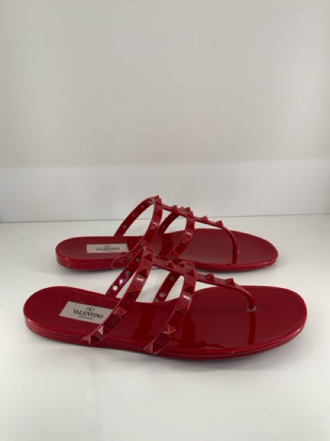 Pre Owned Valentino Garavani Size 38 Red Sandals featuring the iconic Rockstud design in a stylish jelly material.