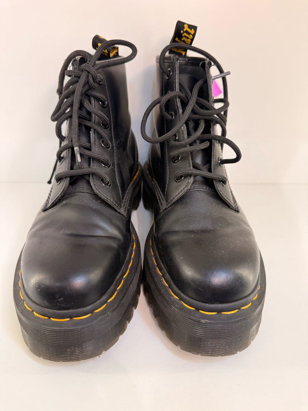 DOC MARTEN Sz 9 Ankle High Platform Boots