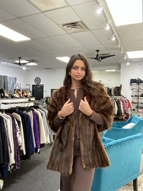 Pre Loved Brown Mink Stole Fur. Size S/M