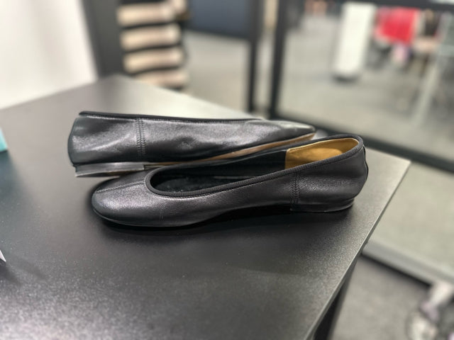 Phoebe Philo Sz 40 Black Ballet Flats Shoes