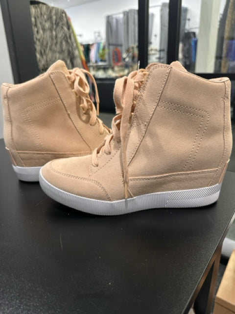 Sorel Sz 8 Tan Suede Sneakers Shoe